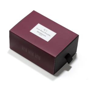 COFRET No1 GOUT RUSSE DOUCKA IN CANISTER AND 1 INFUSER