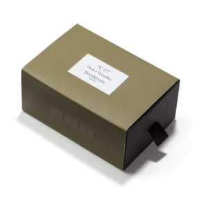 COFRET No2771 NUIT A VERSAILLES IN CANISTER AND 1 INFUSER